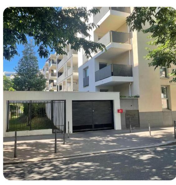 Elegant 45 M2 Lyon 6 + Garage. Idealement Situe Εξωτερικό φωτογραφία